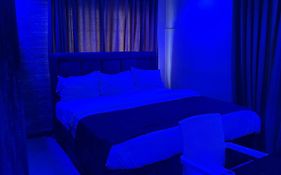Suite Subzero